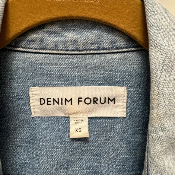 Aritzia Denim Forum Denim Shirt Jacket Shacket - Picture 2 of 5